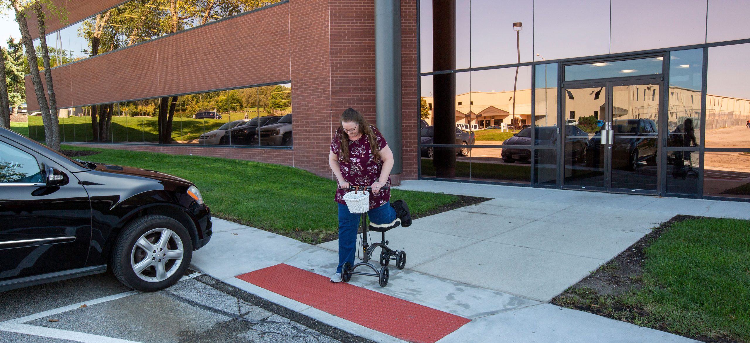 anna-header-scooter